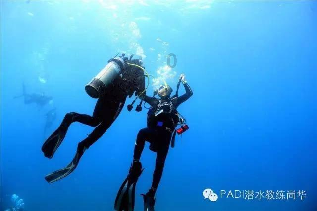HD现代重工启动数字船厂合作项目